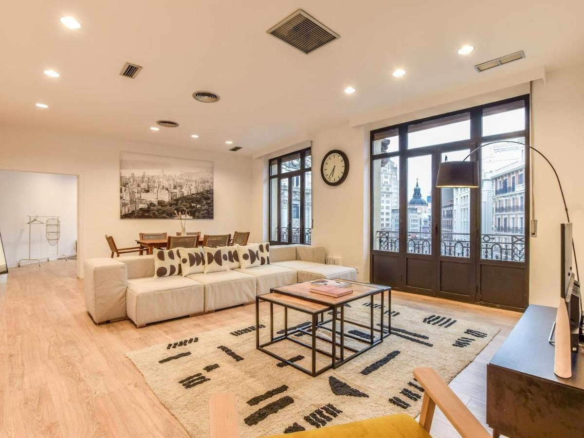 Апартаменти Apartamento En Plaza De Canalejas Мадрид Екстер'єр фото